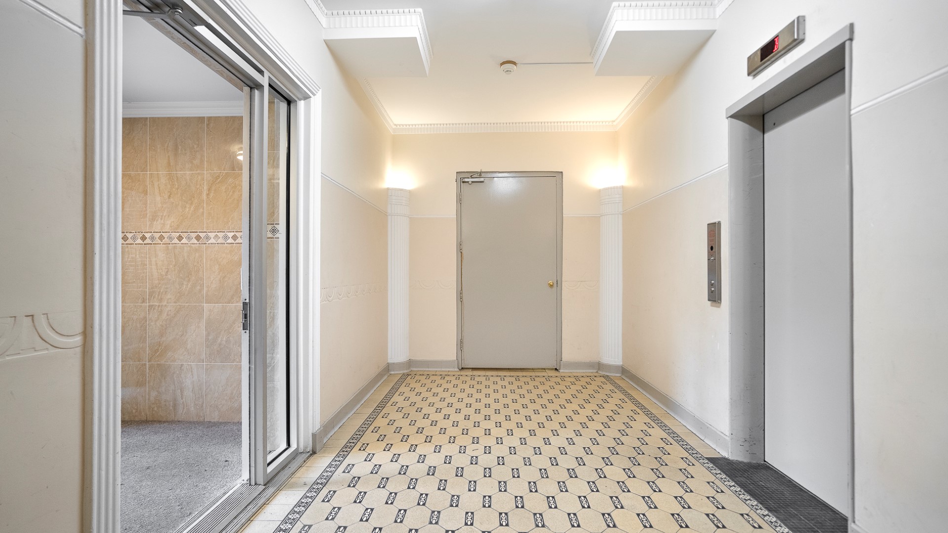 Le Grand Blvd. - Image 1